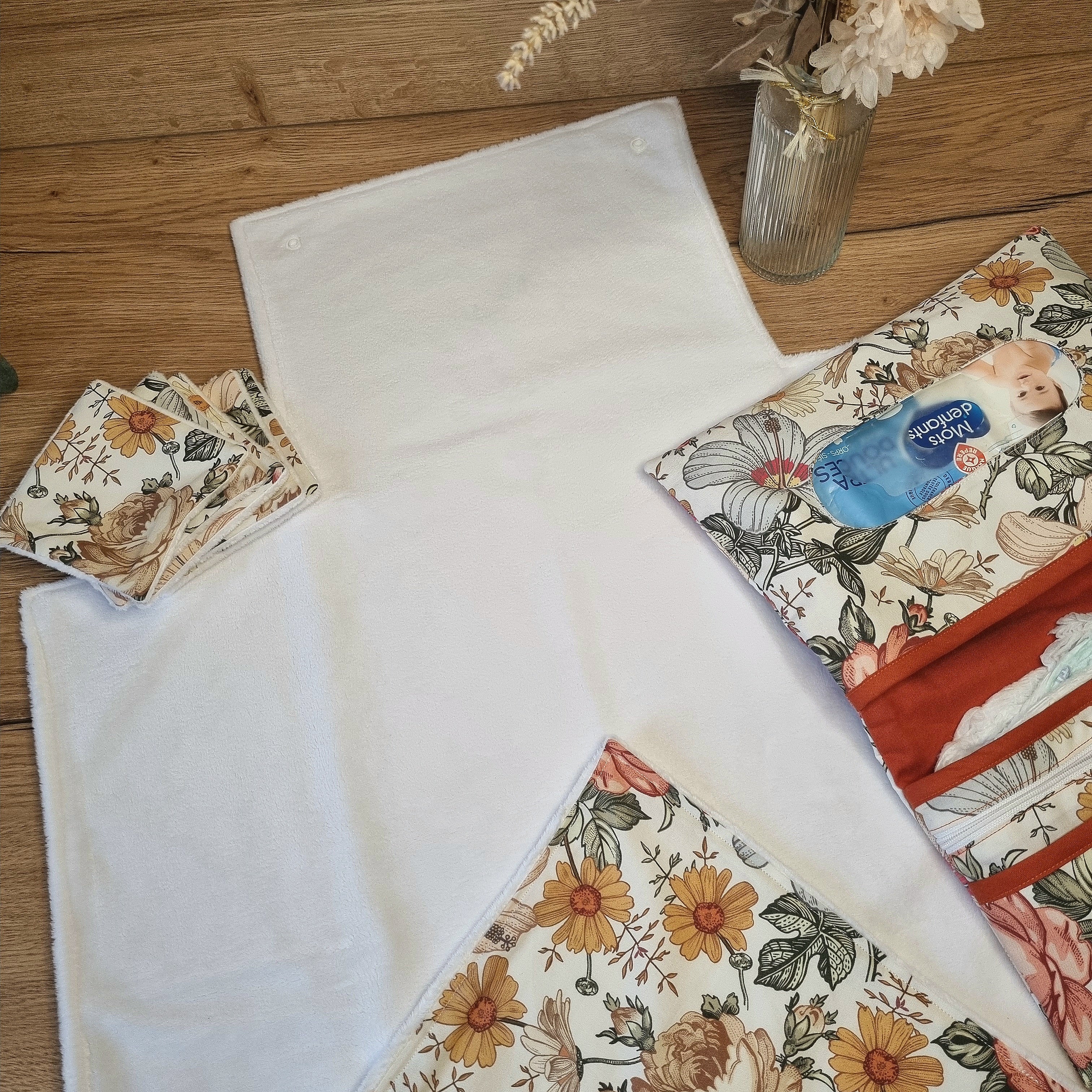 Tapis à langer nomade •Fleurs Vintage•