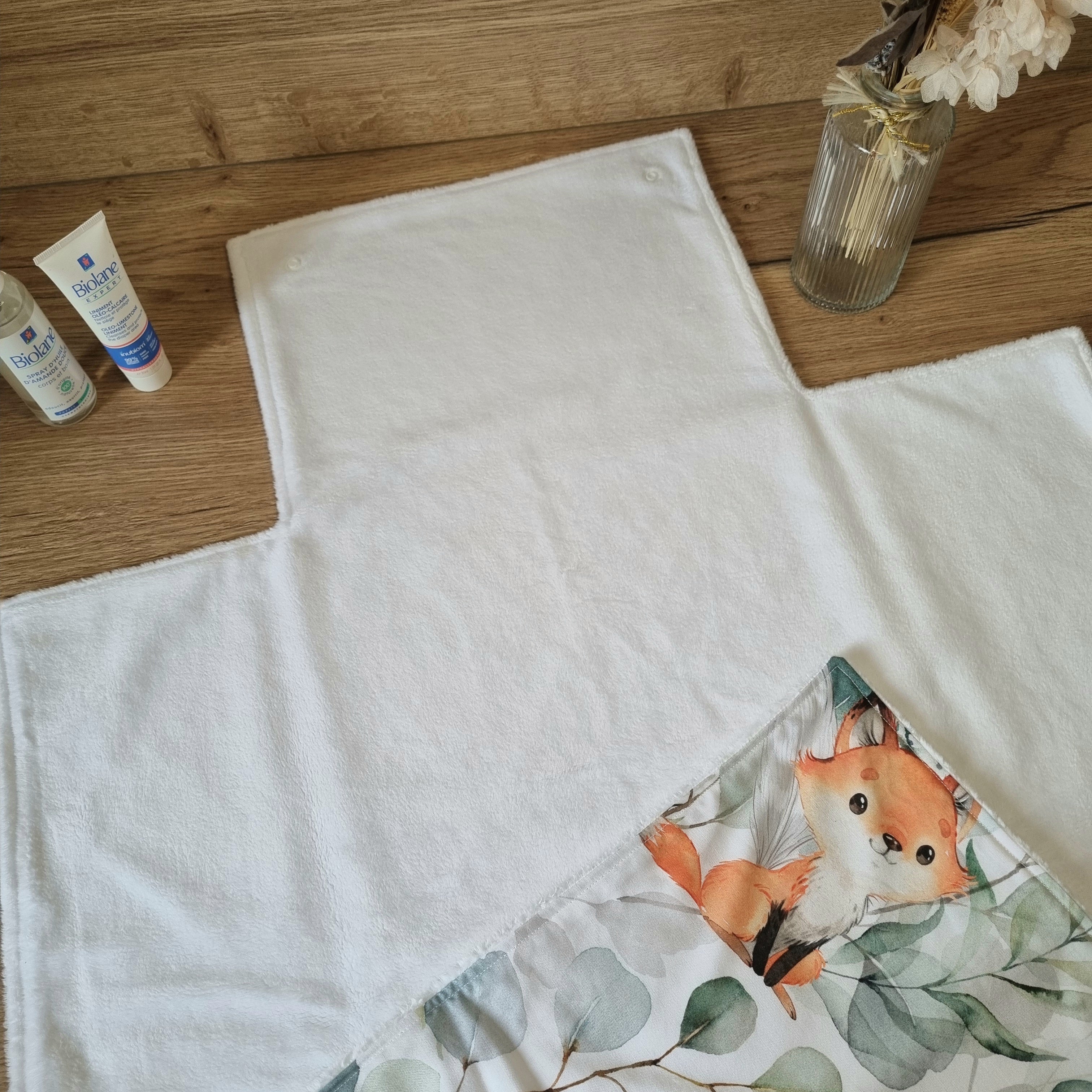 Tapis à langer nomade •Eucalyptus Renard•