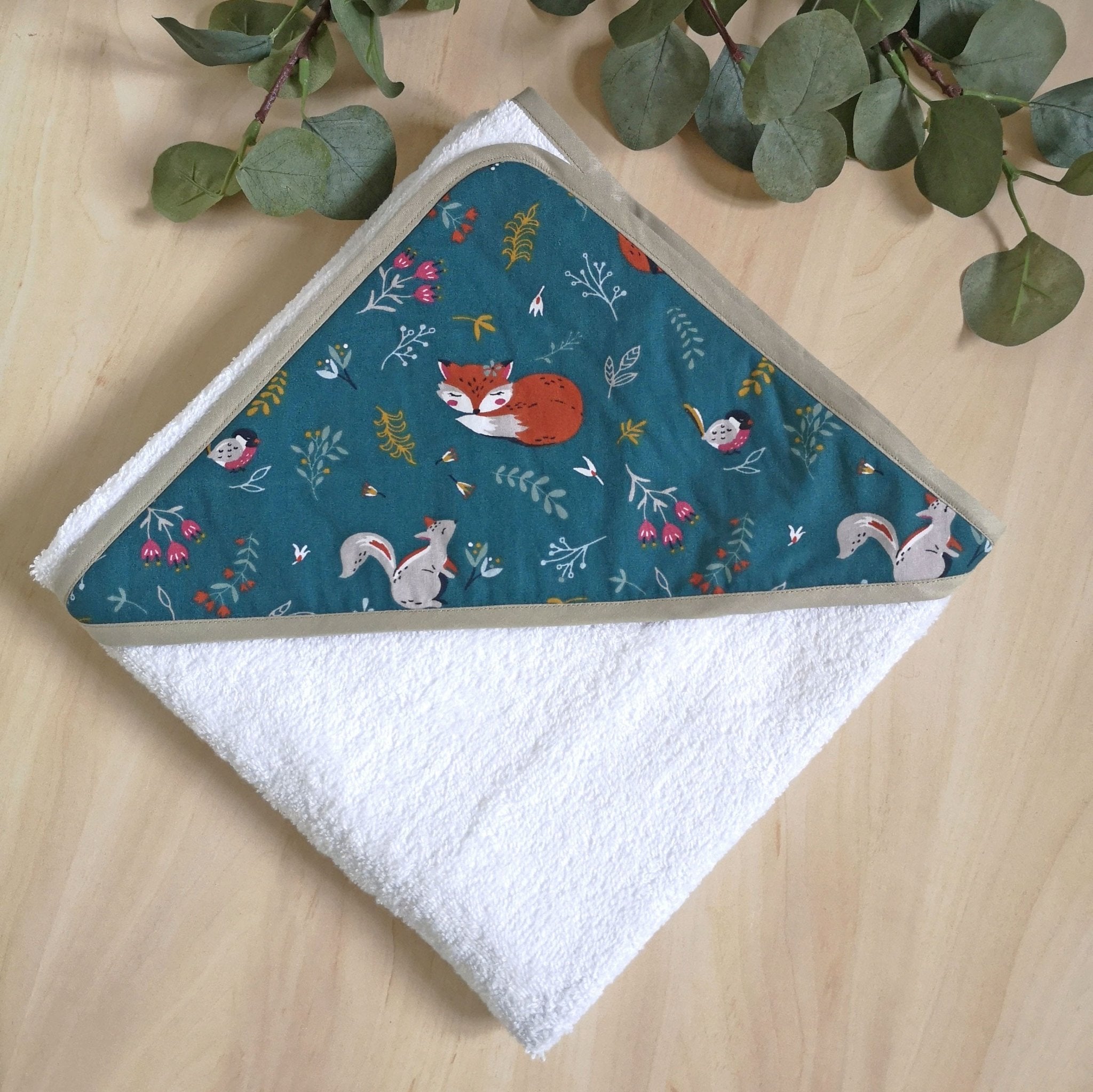 Cape de bain personnalisable "Animaux de la Forêt" - Babychouettecouture