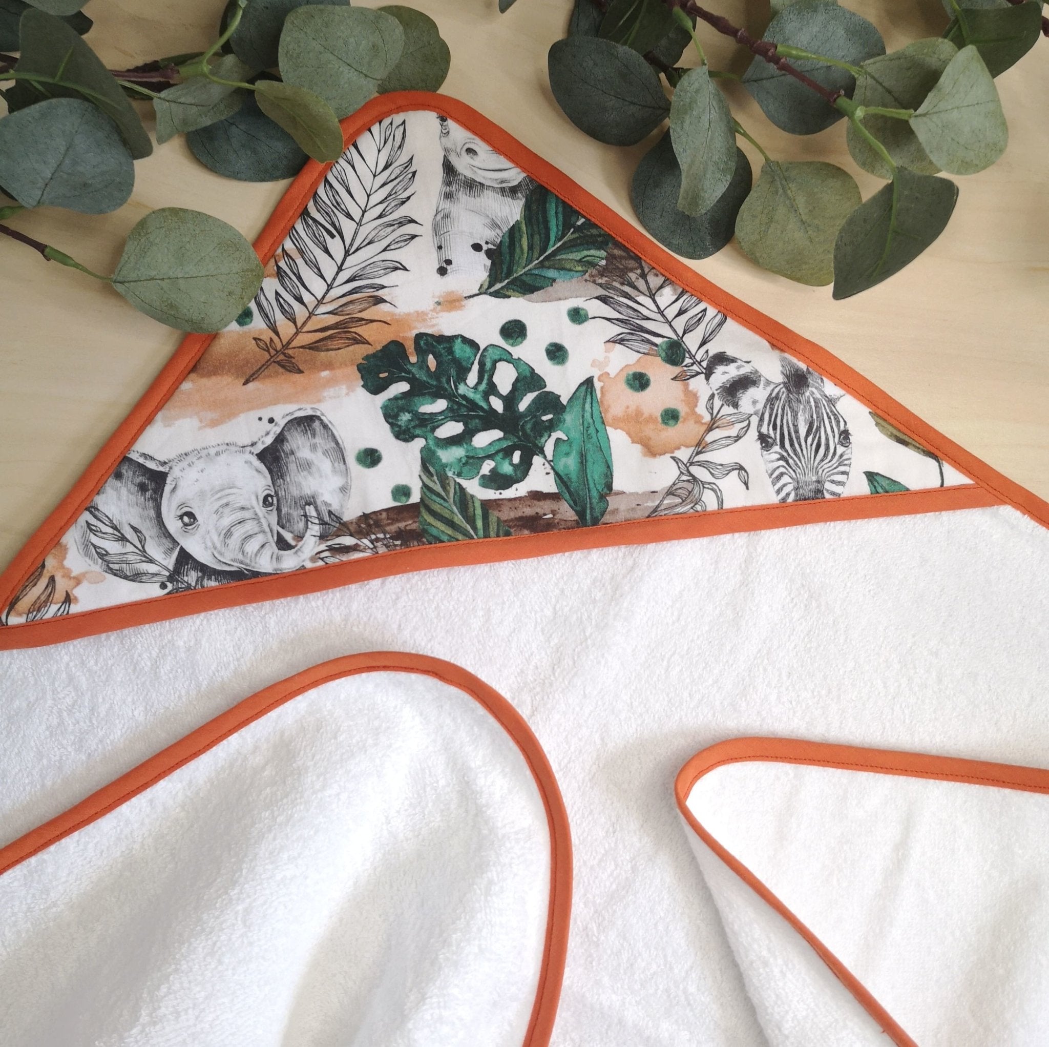 Cape de bain personnalisable "Savane" - Babychouettecouture