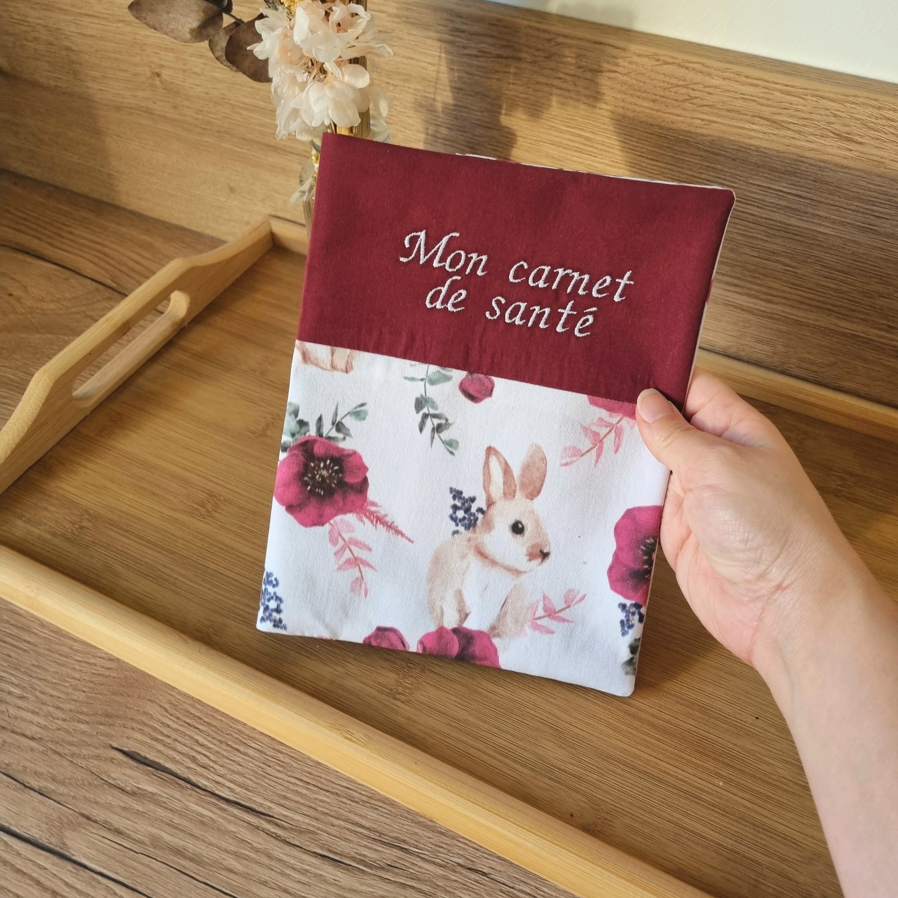 Protège Carnet de santé personnalisable •Lapin Coquelicot•