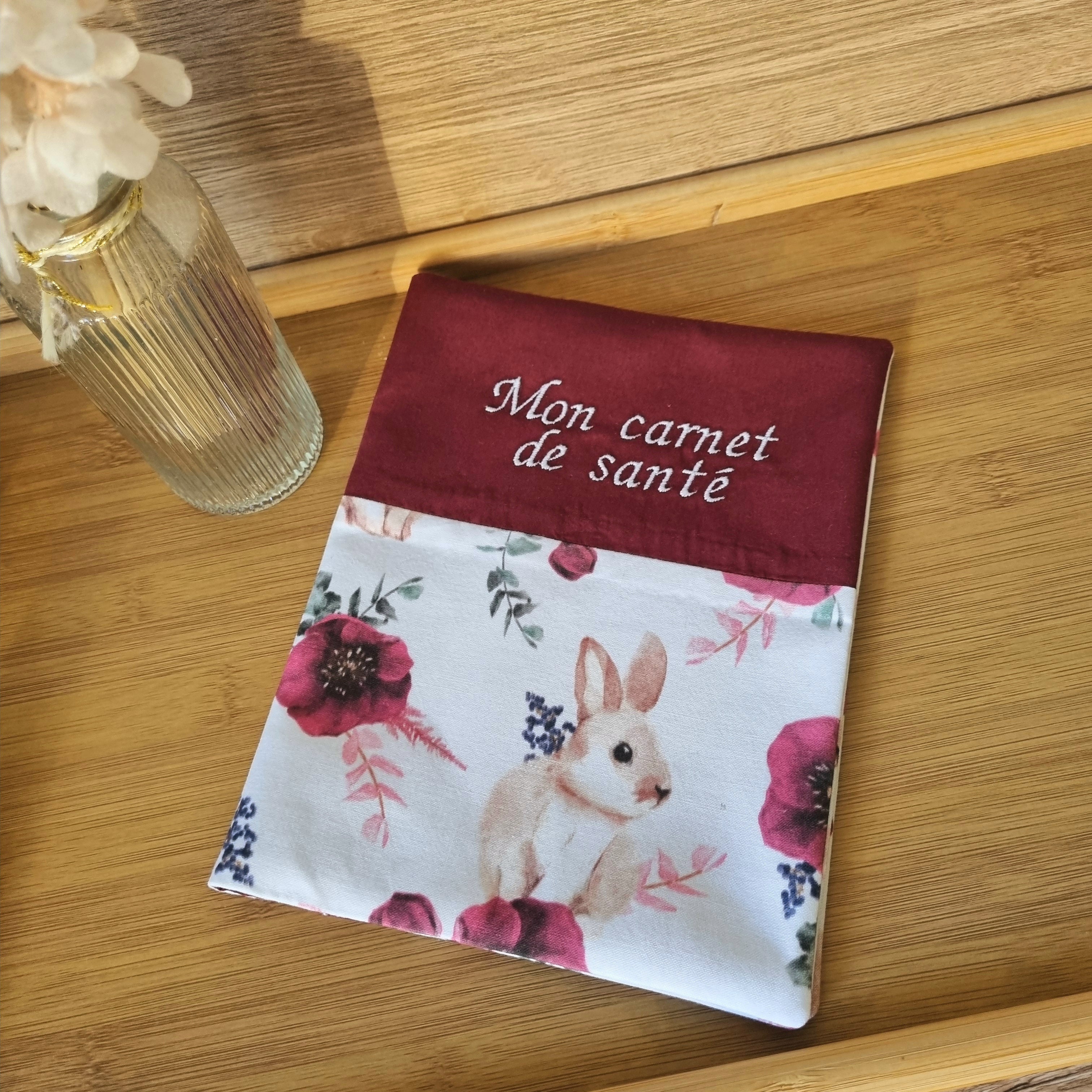 Protège Carnet de santé personnalisable •Lapin Coquelicot•