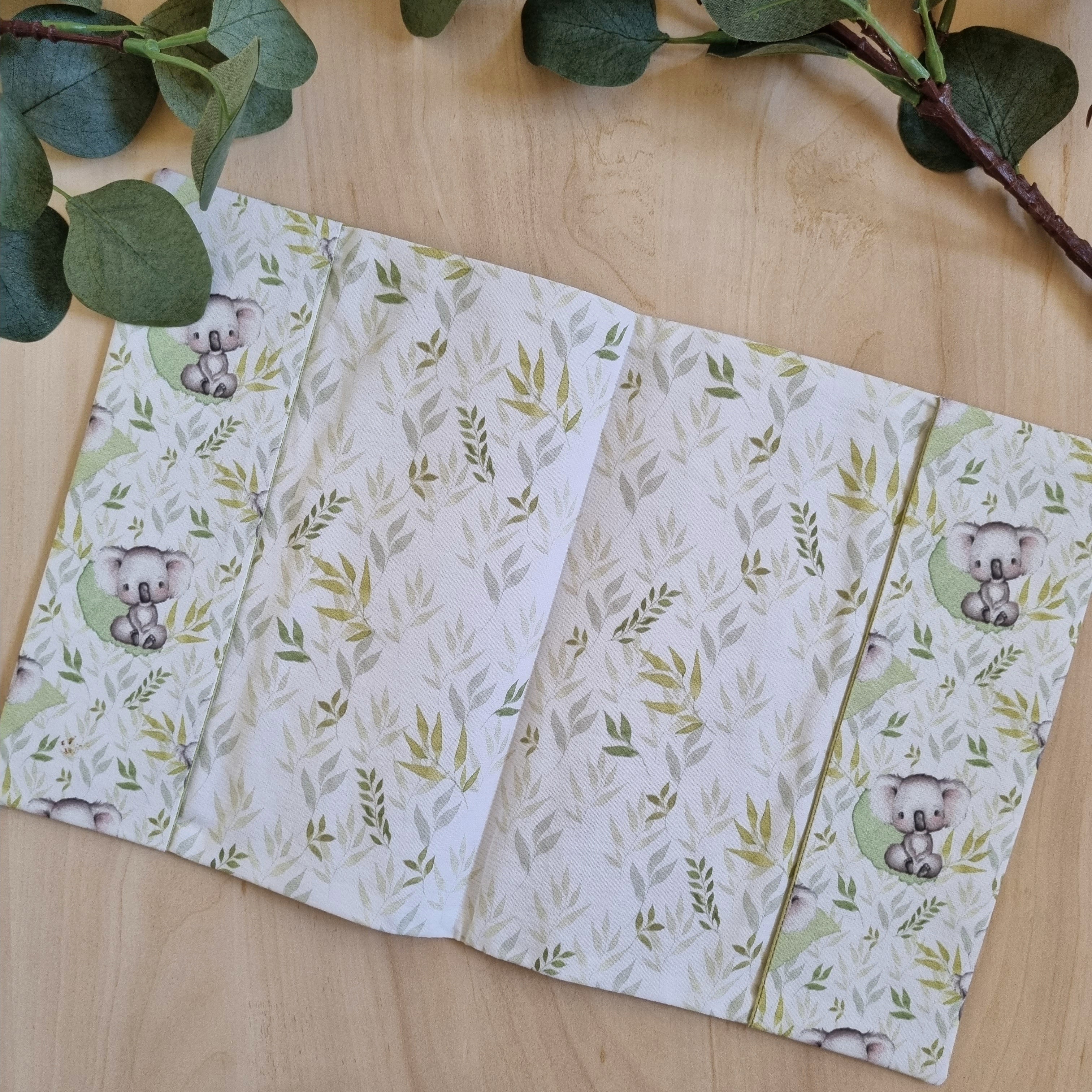 Protège Carnet de santé personnalisable •Eucalyptus Koala•