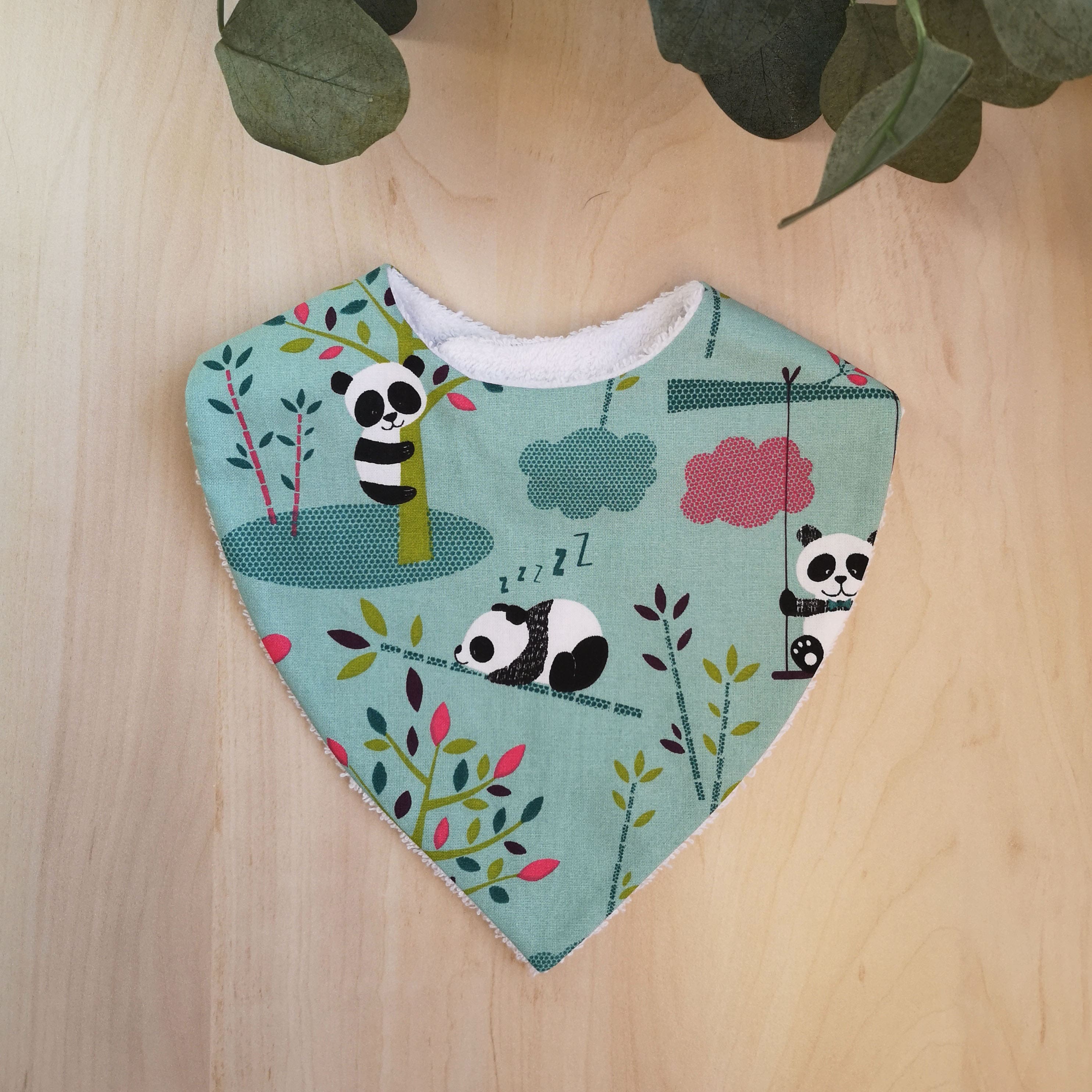 Bavoir bandana évolutif •Pandas•