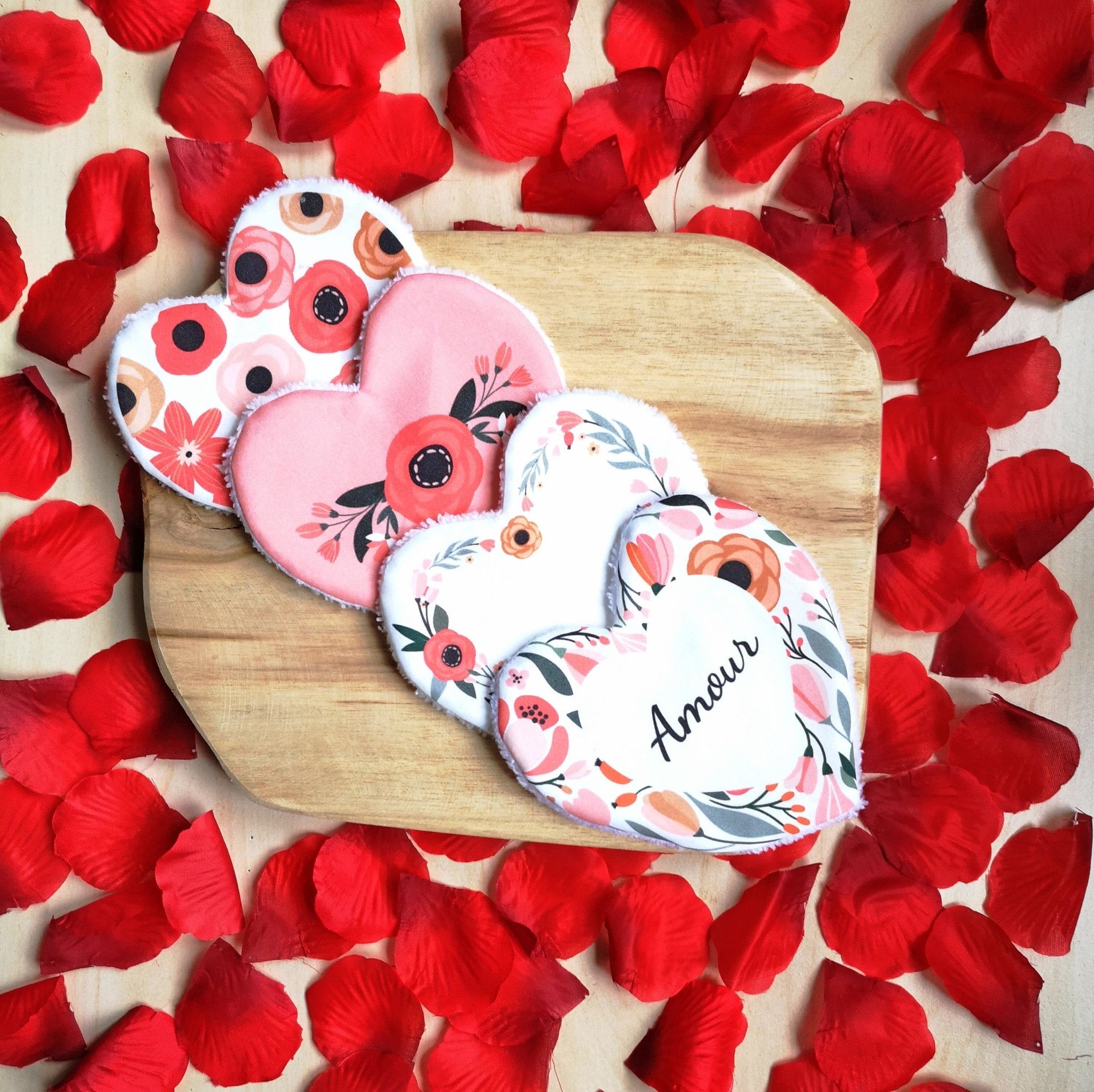 Ensemble de 4 Lingettes lavables Saint Valentin / Cadeau Saint Valentin "Amour Couronne" - Babychouettecouture