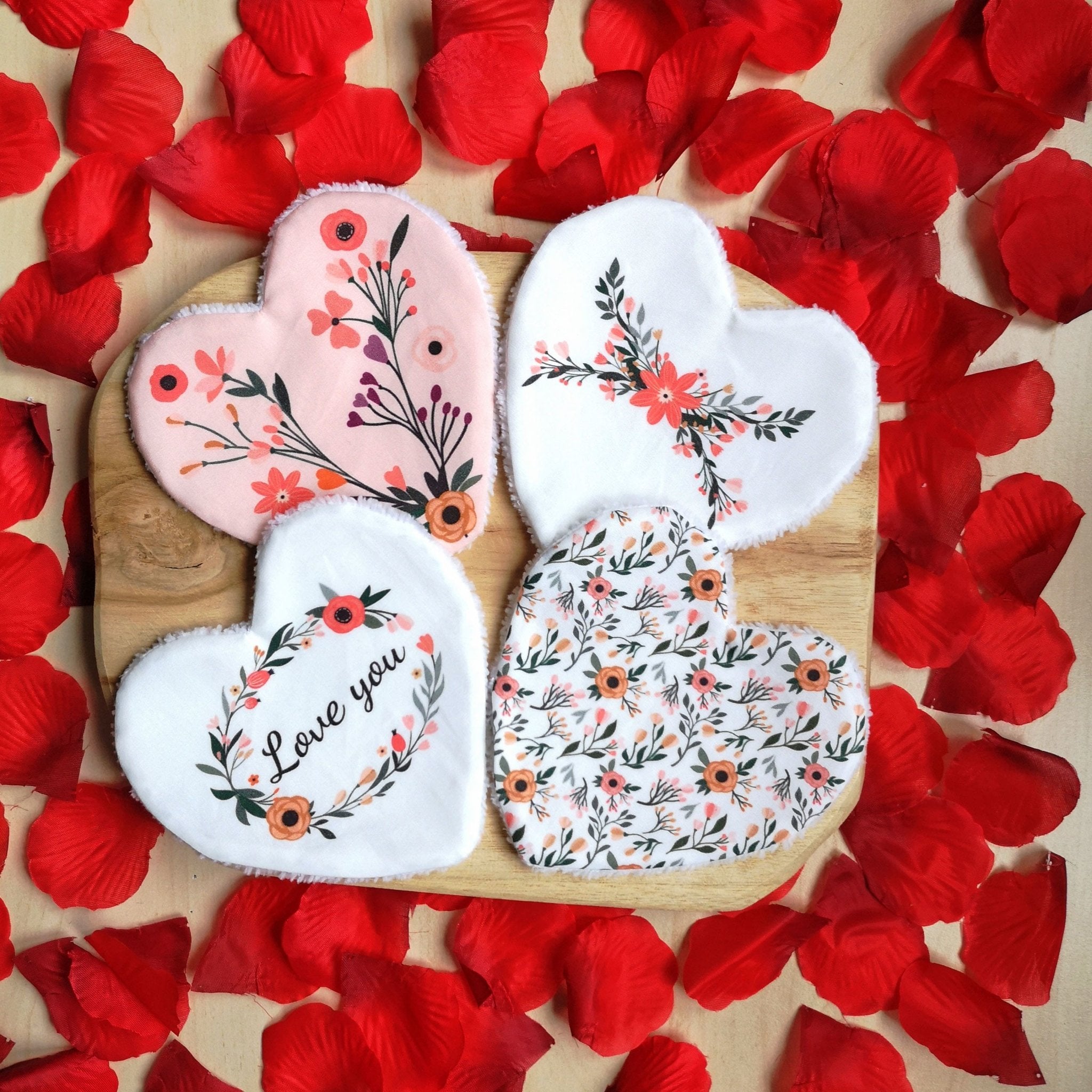 Ensemble de 4 Lingettes lavables Saint Valentin / Cadeau Saint Valentin "Love you" - Babychouettecouture